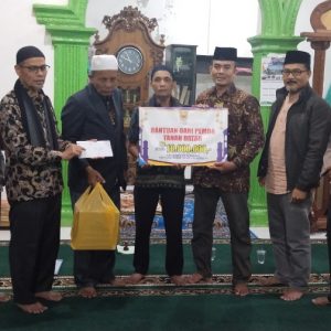 Tim TSR 4 Tanah Datar Kunjungi Mesjid Baiturahman Koto Alam