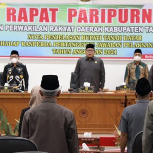 DPRD Tanah Datar Pertanyakan Revitalisasi Lapangan cindua mato