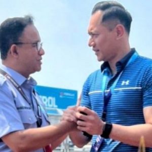 Ketum DPP Partai Demokrat AHY disambut Gubernur DKI Jakarta Anies Baswedan. Nonton Formula E