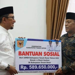 Bupati Eka Putra Serahkan Bantuan Langsung Panti Asuhan