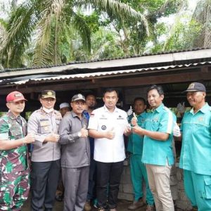Bupati Dharmasraya Canangkan Vaksinasi Massal Penyakit Mulut dan Kuku.