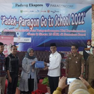 PARAGON GO TO SCHOOL MENCUATKAN OPTIMISME LITERASI, INI PESAN BUPATI SAFARUDDIN