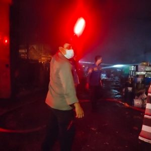 Lapak Rongsokan Barang Bekas di Cijujung Hangus Terbakar