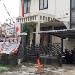 Diduga Lurah Mekar wangi Arogan