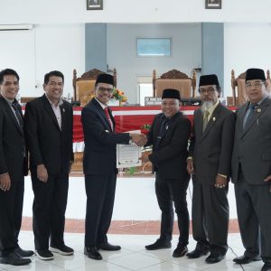 Rapat Paripurna Pandangan Akhir Fraksi Terhadap RAPBDP, Bupati Safaruddin Tekankan Ini