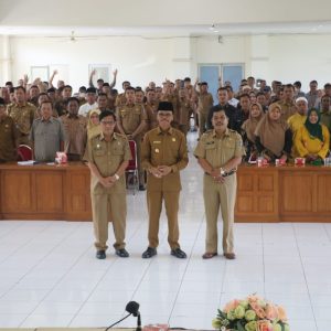 Tingkatkan Pengelolaan Dana Desa yang Akuntabel,Bupati Safaruddin Buka Sosialisasi Peraturan Perundangan dan Rakor Pengawasan