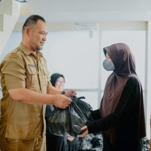 Bersinergi Dinas Koperasi, Dinas Kearsipan dan Perpustakaan Daerah, LAN Ketapang Dan pasarketapang.com Kembali Adakan Bazar Untuk Mengimbangi Inflasi