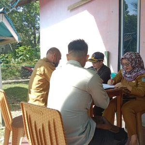 Jalin Sinergitas Bripka Wahyudin Lubis Sambangi Perangkat Desa Serimbu