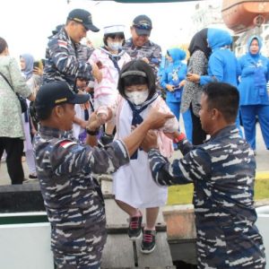 TNI AL, Kenalkan Dunia Bahari, Lanal Dumai Ajak Siswa-Siswi TK Hang Tuah Joy Sailing