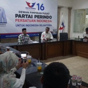 TGB Zainul Majdi Minta GRIND Serius Garap Pemilih Pemula