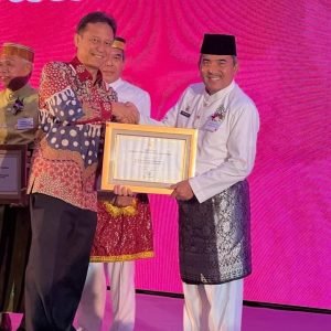 Dharmasraya Terima Sertifikat Kabupaten Bebas Frambusia