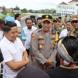Kapolres Lotara Turun Langsung Berikan Pengawalan dan Pengamanan Aksi Unjuk Rasa