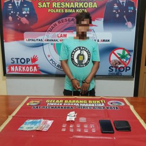 Buru Narkoba, Tim Opsnal Sat Narkoba Sergap Seorang Pemilik 10 Klip Sabu 