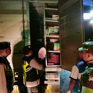 Cegah Ganguan Kamtibmas, KP3 Lakukan KRYD Di Pelabuhan Poto Tano 