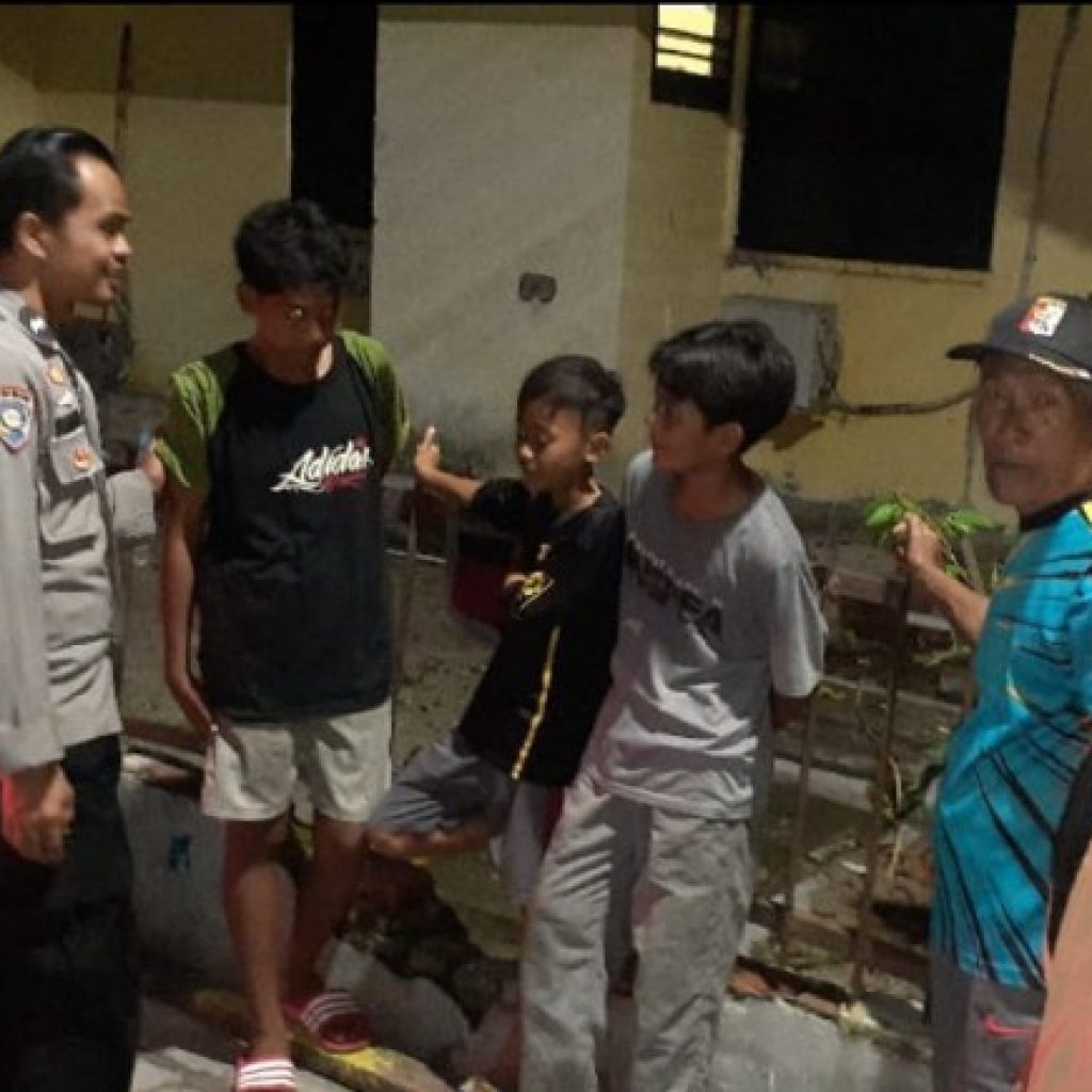 Patroli Malam, Polsek Kepulauan Seribu Utara Ciptakan Sitkamtibmas Aman dan Kondusif