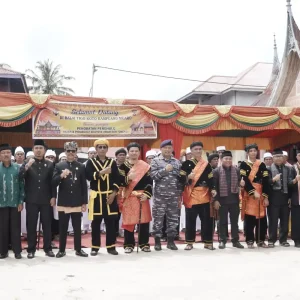 Koto Tinggi, Gunuang Omeh Baralek Gadang, 20 Penghulu Dilewakan