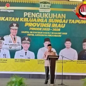 Hadiri Pengukuhan Periode 2023-2026, DR H Kamsol PJ Bupati Kampar ” IKSTP Diharapkan Dapat Menjadi Pelopor Pembangunan “