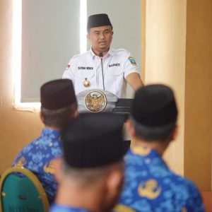 Sutan Riska Lantik Sejumlah Pejabat Struktural