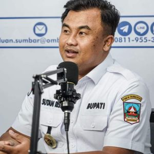 Sutan Riska Raih SPM Award Mentri Dalam Negri