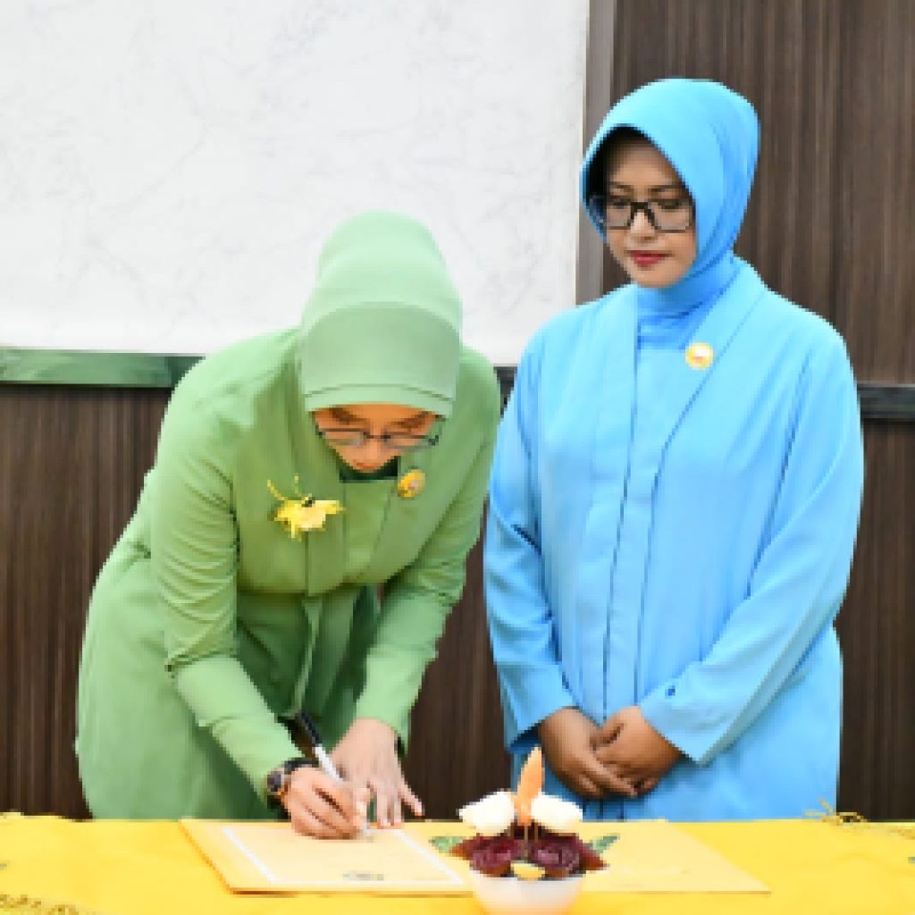 Pengangkatan Ny. Imma Kustiani Son Haji Sebagai Wakil Ketua 2 Darma Pertiwi