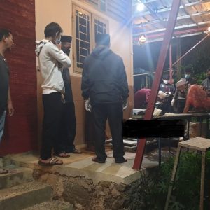 Pihak Kepolisan Lakukan Gelar Olah TKP di Temukannya Sesosok Mayat Sebuah Villa di Kawasan Cijeruk Kabupaten Bogor