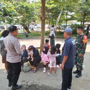 Beri Rasa Aman ,Polsek Parung Polres Bogor Gelar Patroli ke Tempat-Tempat Wisata