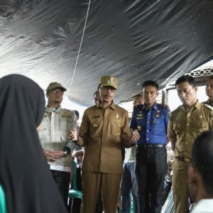 Ini Harapan Bupati Safaruddin saat Tinjau Korban Kebakaran di Sungai Cubadak