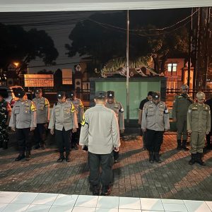 Berikan Rasa Aman Pada Masyarakat, Polsek Cibinong Polres Bogor Gelar Patroli Gabungan