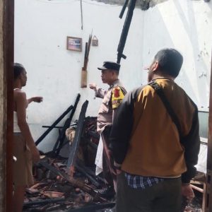 Satu Rumah Warga Hangus Terbakar, Pihak Kepolisan Gelar Olah TKP
