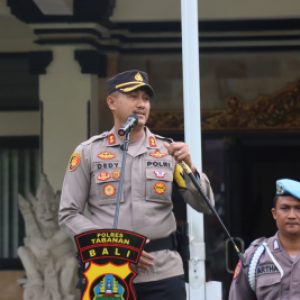 Kapolres Tabanan Pimpin Apel Siaga May Day Sekaligus Apel Pagi Jam Pimpinan