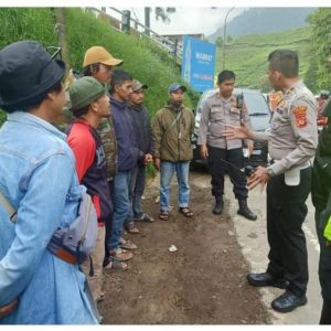 Polres Bogor Gelar Penertiban Parkir Liar di Kawasan Puncak Bogor