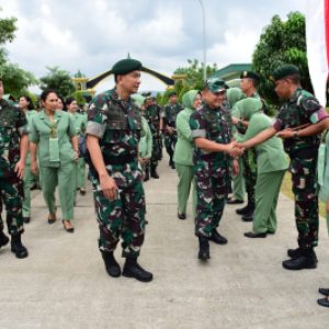 Kasad Tinjau Pembangunan Rumah Dinas Prajurit Divif 3 Kostrad