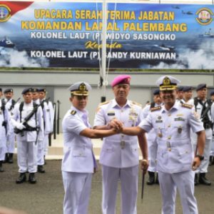 Komandan Lantamal III Pimpin Upacara Serah Terima Jabatan Komandan Lanal Palembang