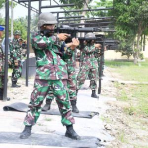 Bina Kemampuan Perorangan, Prajurit Lanal TBA Latihan Menembak