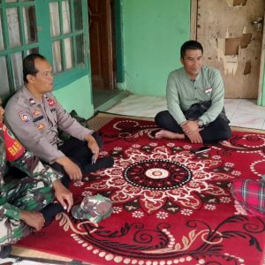 Personil Polsek Cejeruk Lakukan Pengecekan Terkait TPPO Sebagai Upaya Pencegahan