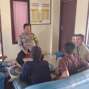 Waspada TPPO Bhabinkamtibmas Berikan Himbauan Dan Sosialisasi di Tingkat Desa