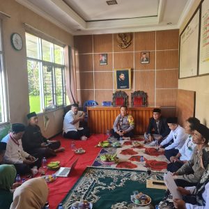 Hadiri Kegiatan Penerbitan Produk Halal Kapolsek Cigudeg Sampaikan Sosialisasi Terkait TPPO