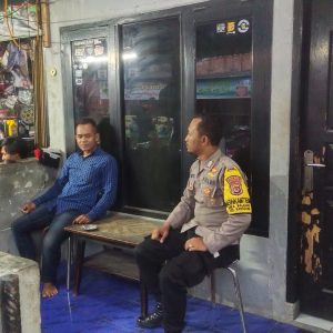Bhabinkamtibmas Polsek Nanggung Polres Bogor Sambangi masayarakat sampaikan Himbauan Kamtibmas