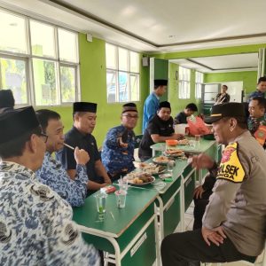 Kapolsek bersama Muspika Jasinga bersinegi kaitan kamtibmas serta sosialisasi tentang TPPO wilayah hukum Kecamatan Jasinga Kabupaten Bogor