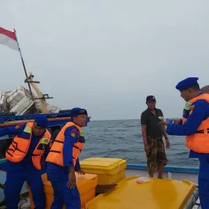 Satuan Polair Polres Kepulauan Seribu Lakukan Patroli Laut untuk Menjaga Keamanan dan Kondusifitas Perairan