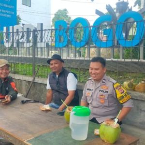 Silahturahmi Sekaligus Menjalin Kemitraan Antara Bhabinkamtibmas dan Warga Binaan Desa Cipayung Megamendung