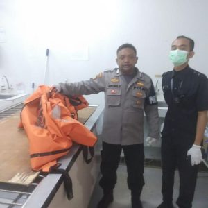 Pihak Kepolisian Lakukan Proses Penyelidikan di Temukannya Jasad Seorang Bayi di Kali Ciluar Cibinong Bogor