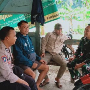 Sinergitas Antara Bhabinkamtibmas dan Babinsa Eilayah Polsek Nanggung Secara Bersama – sama Dalam Menjalin Kemitraan Kepada Warga Binaannya