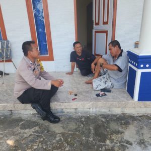 Bhabinkamtibmas Pulau Pramuka Himbau Pemilik Homestay untuk Tingkatkan Keamanan Wisatawan