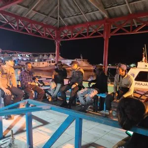 Polsek Kepulauan Seribu Utara Gencar Gelar Patroli Malam di Pulau Pramuka untuk Menjaga Ketertiban Masyarakat