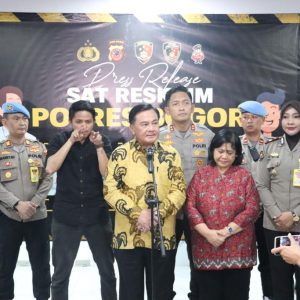 Polres Bogor Gelar Kasus Perkara Tertembaknya Anggota Densus di Cikeas Bogor, Orang Tua Korban Berikan Apresiasi Kinerja Kapolres Bogor Dan Polres Bogor Cepat Dalam Menangani Perkara Anaknya