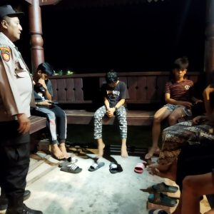 PolsubSektor Pulau Harapan Berhasil Ciptakan Kondisi Aman Melalui Patroli Malam Polri Presisi dan Himbauan Humanis bagi Remaja