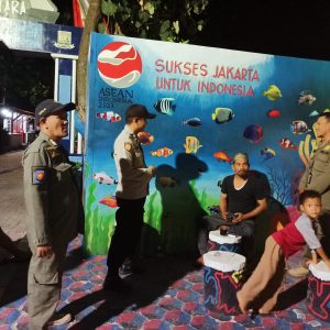 Polsek Kepulauan Seribu Selatan Gelar Patroli Malam  dan Sambangi Tokoh Masyarakat Ciptakan Situasi Aman dan Kondusif