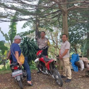 Kegiatan Bhabinkamtibmas Wilayah Hukum Polsek Cijeruk Berikan Himbauan Kamtibmas