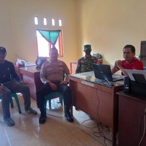 Bhabinkamtibmas Wilayah Hukum Polsek Tanjungsari sambang warga Dengan Memberikan Pesan Kamtibmas